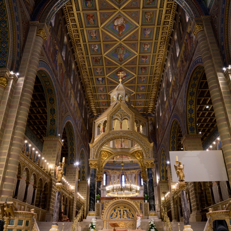 Csatai_Laszlo-Dom_ter_es_szekesegyhaz_3