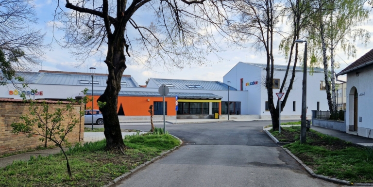 Dombai_Gyula-Bolcsode_1