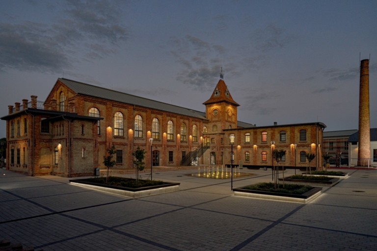 Dombai_Gyula-Selyemgyar_Kulturalis_Negyed_2