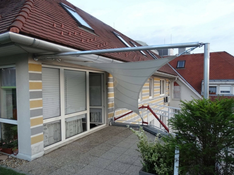 Halada_Miklos-Teraszfedese_Budapest_2