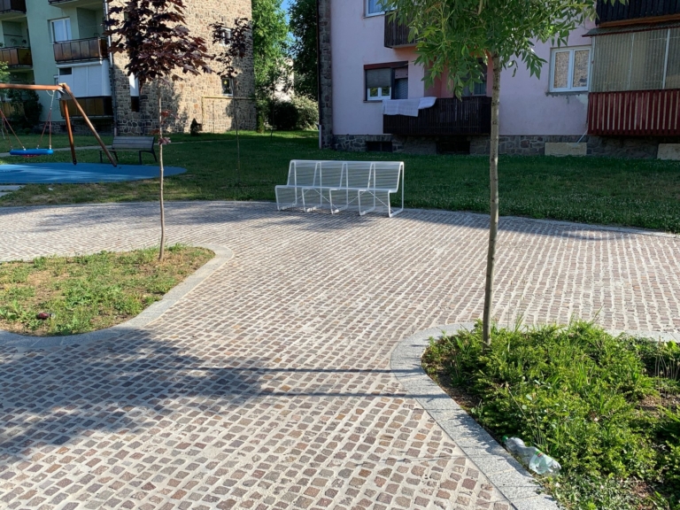 Kovacs-Andor_Krisztian-Petofi_ter_Komlo_2