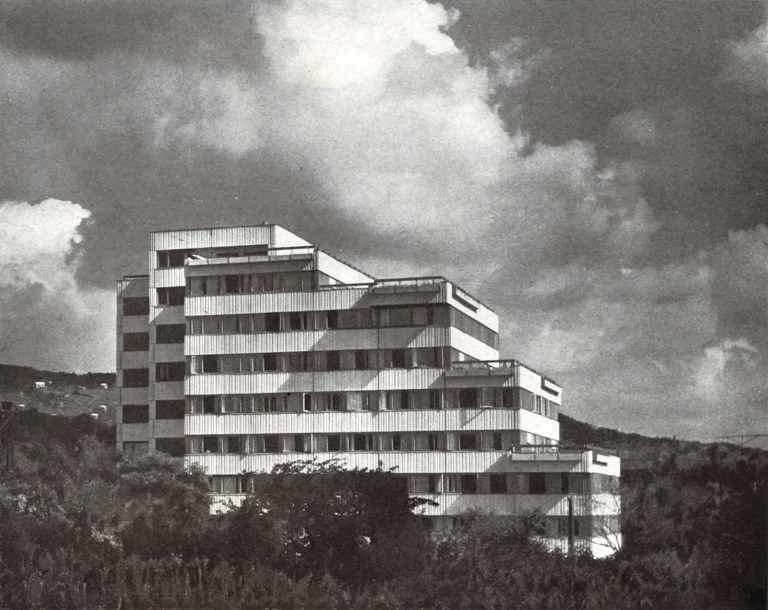 Koves_Emil-Orvostudomanyi_Egyetem_Kollegium_2